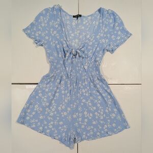 Love Tree Blue And White Floral Romper, Size S